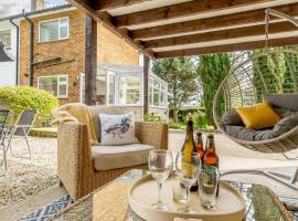 The Eyrie, holiday home in Ashbourne