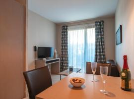 Les Thermes 500 - Appt avec piscine partagée, hotel em Concarneau