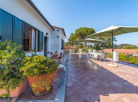 Casa Marida tra Cotoncello e Sant'Andrea - Goelba, hotel v destinaci SantʼAndrea