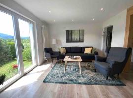 Ferienwohnung in Stegen bei Freiburg, Schwarzwald, khách sạn ở Stegen