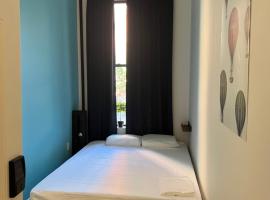 East Harlem Hostel: New York'ta bir otel