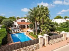 4 Bedroom Villa, Pool, 500m to Beach, Cala en Blanes