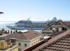 Stay local in Alfama! Deolinda central Home, amazing view, cottage à Lisbonne