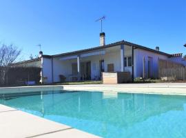 La maison des amis, hotel in Ondres