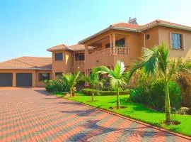 Mount Pleasant - Luxurious 4-Bed Villa