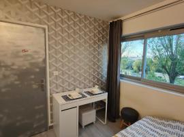 Appartement La parisienne – hotel w mieście Fresnes