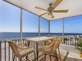 Welcome to Beach Villa's # 606 Vacation Rental - 250 Estero Blvd condo