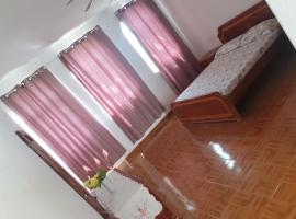 Residencial/ Pensão Natur, hotel v destinaci Tarrafal