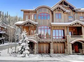 Ski In/Out Luxury Villa 456 / Hot Tub & Great Views / Best Price - $500 FREE Activities Daily