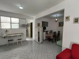 Seu Apto na Praia da Costa 7 Completo Simples e Barato 2Q Ar Cond Geladeira Fogao TV no Centro Bom para Empresas Sem escadas