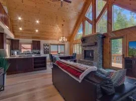 Cottonwood by Tahoe Getaways - 3BR Tahoe Donner with 2 Bonus Rooms, Hot Tub, Fireplace, Ping Pong & HOA Amenities