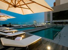 Residencial Legend, hotel com piscina em Santos