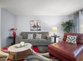 CHIC 2BR Near Keyano College Free Parking, hotel en Fort McMurray