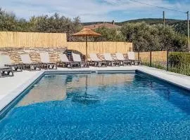 Lovely Apartment In Vallon Pont Darc With Outdoor Swimming Pool
