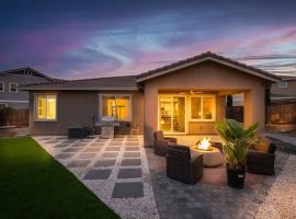 Home, Napa Vibe w/Fire Pit + Spa, hotel v destinaci Fairfield