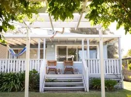 Coastal Cottage, Stay 4 pay 3 for the whole month of April