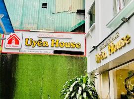 Uyên House hotel