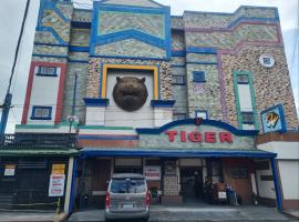 Tiger Hotel, хотел в Анхелес