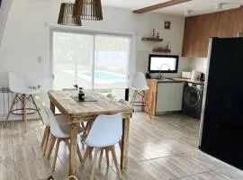 Casa impecable con Pileta, Garage
