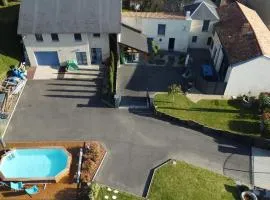 Gîte du Thouet - Appt avec piscine partagée