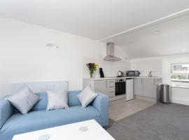Bright and Modern St Just 1 bedroom apartment in old Cornwall, appartamento a St Just