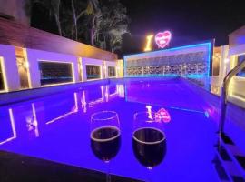 THE PERFECT STAYS: CHOUDHARY VILLA, hotel in Lonavala