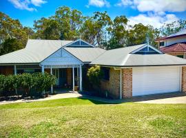 Perfect North Brisbane Retreat 4 bed, holiday home in Griffin