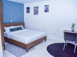 Dad's Place, family hotel in Karatina