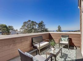 @ Marbella Lane - Modern 3BR Home w/ Ocean Views, ξενοδοχείο σε Pacifica