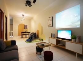 Desaru beach waterpark Tvbox By Joyfully 22b10, hotel in Desaru