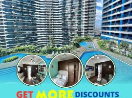 Cozy Condo Apartment in Makati / Manila with mall, restaurants, groceries, pool, netflix, disney+ and more, spahotel in Manilla