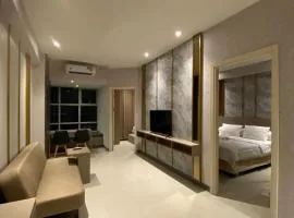 Luxury 2BR Benson Apartment, Pakuwon Mall