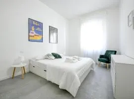 Casa MAC - New and Confortable - Near the Center and Station