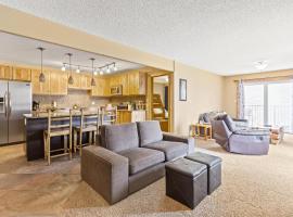 Rocky Mountain Escape with Vista View - Wildernest, hotel u gradu 'Silverthorne'