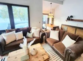 Beautiful home with 1bedroom and huge open loft