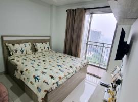 Tentrem Room at Springwood Residence, rental liburan di Warungmangga