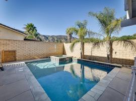 Spacious Lake Elsinore Home with Pool and Hot Tub!, hotel v destinaci Lake Elsinore
