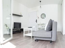 Hébergement touristique de luxe proche de Paris avec parking gratuit, situé face au parc des expositions et de l'aéroport du Bourget, à 15 min de CDG, hotel en Le Blanc-Mesnil