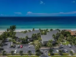 Beachfront Aldea 11