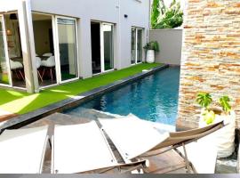 L'Olivine, hotel in zona Aeroporto di Pierrefonds - ZSE,