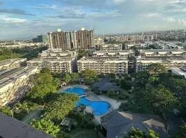 Condo in Taguig, 2br condo, Acacia Estates, BGC,