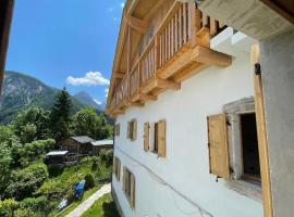 The Wooden House, hotell i Valle di Cadore