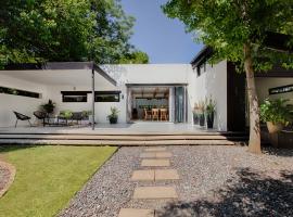 The Risa House, hotel v destinaci Muldersdrift