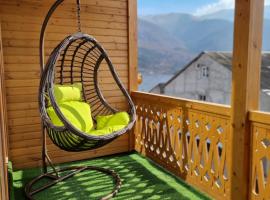 The Penthouse ,apartment with 2 bedrooms,whole apartment, апартмент целиком, hotel in Dilijan