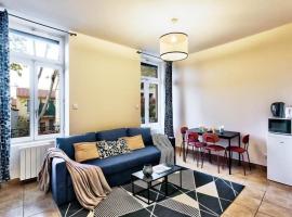 APPARTEMENT ENTIER PROCHE DE LYON hypercentre, מלון בSaint-Fons