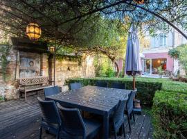 Le Clos Lamouroux - Grande maison pour 12, hotel em Agen