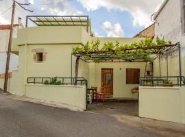 Traditional house in Fres, hotelli Karésissa