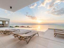 Villa rOvni, Hotel in Ravni