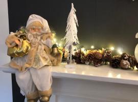 Chalet 2Relax, hotel in Zutendaal