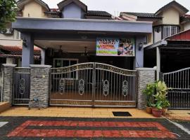 Iwan Ila Homestay, hotel di Batang Kali